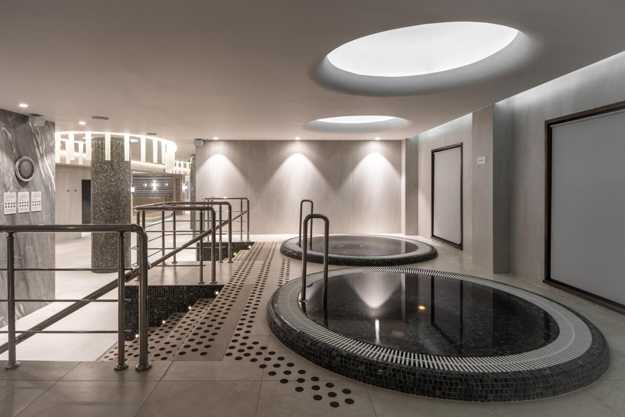 Aqua Perla Boutique Hotel